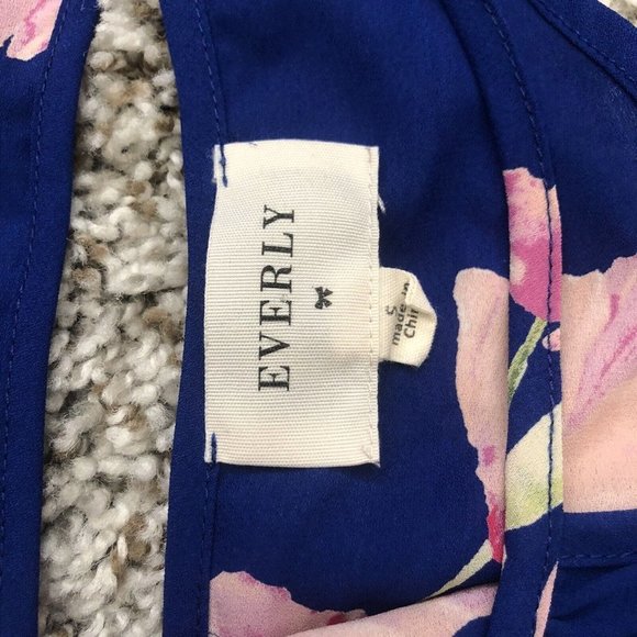 everly cold shoulder floral blouse size small key hole back Thin Spaghetti Strap - Picture 5 of 8